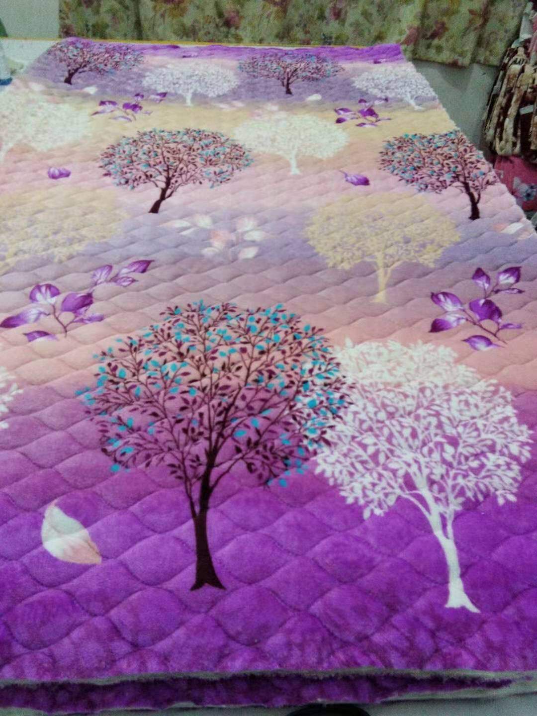 Shilan multi-patterned anti-slip, all-season suitable premium anti-slip mattress details Picture