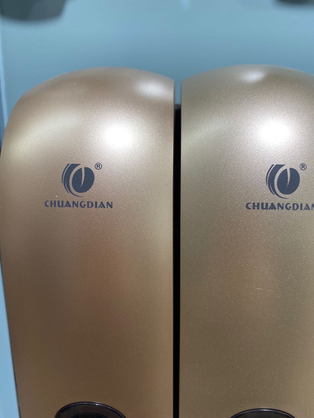 A push-button soap dispenser specially designed for five-star hotels Specification image