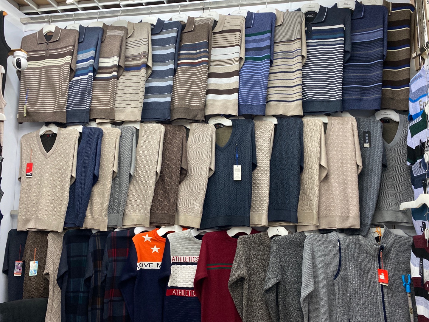 Liqin Clothing describe pic - 1