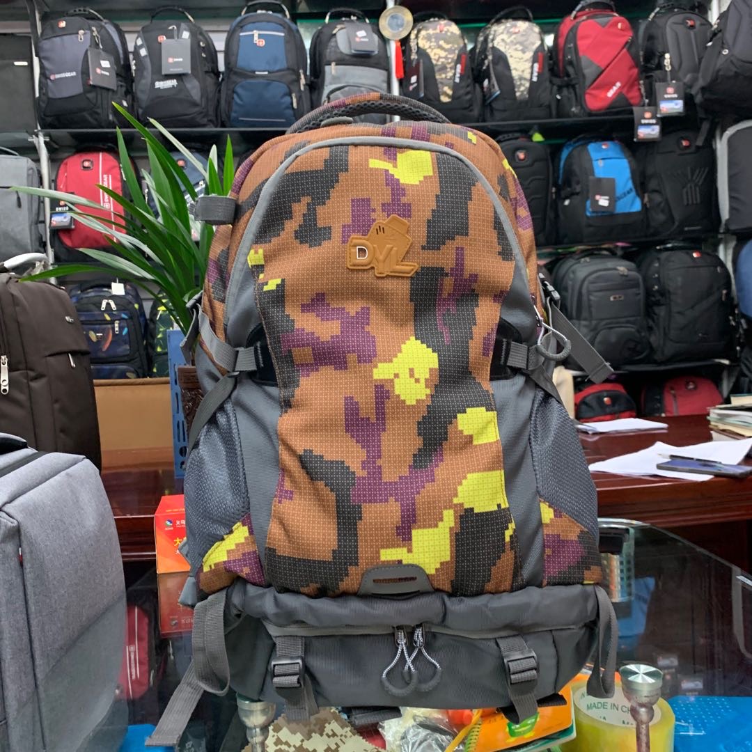 迷彩男士大容量新款双肩包背包登山包