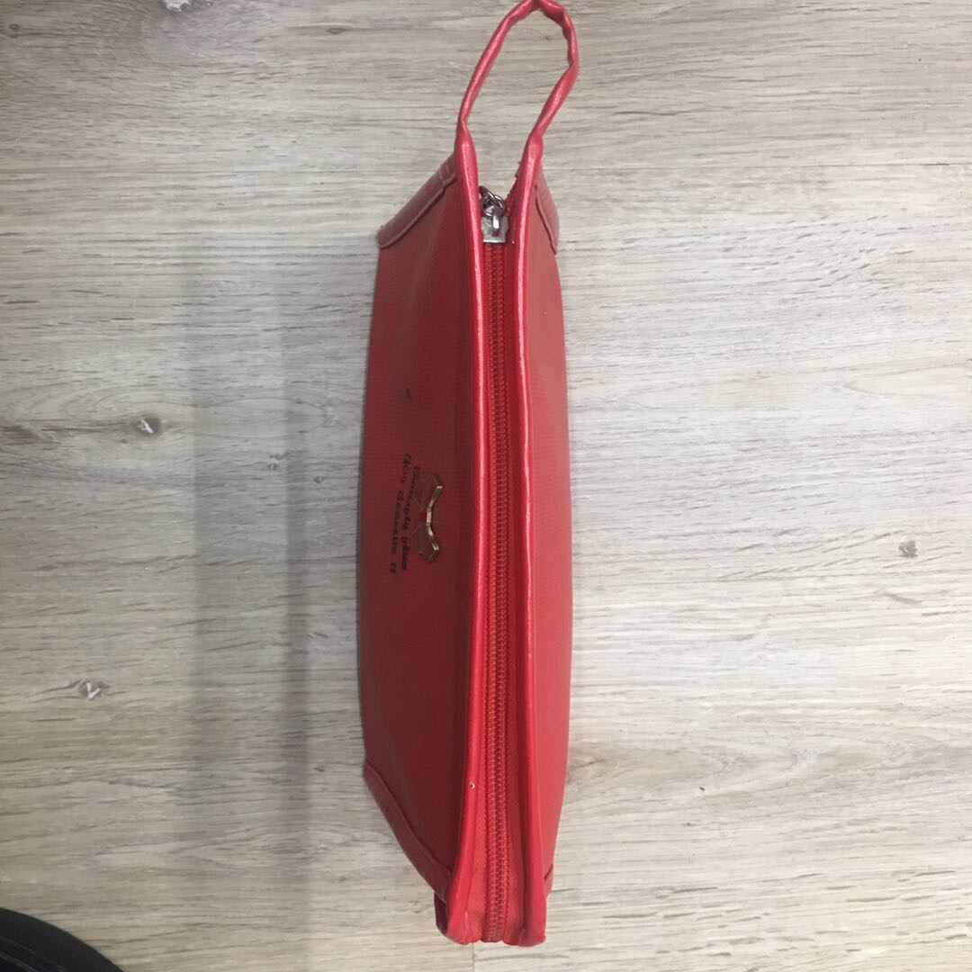 新款2020化妆包便携式PU材质多功能产品图