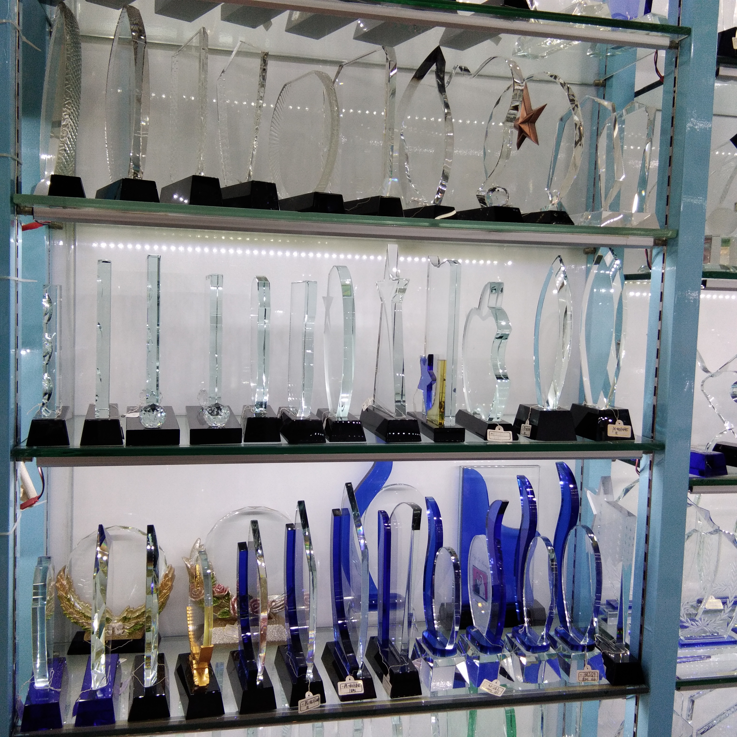 Xinfa Crystal Handicrafts Factory describe pic - 2