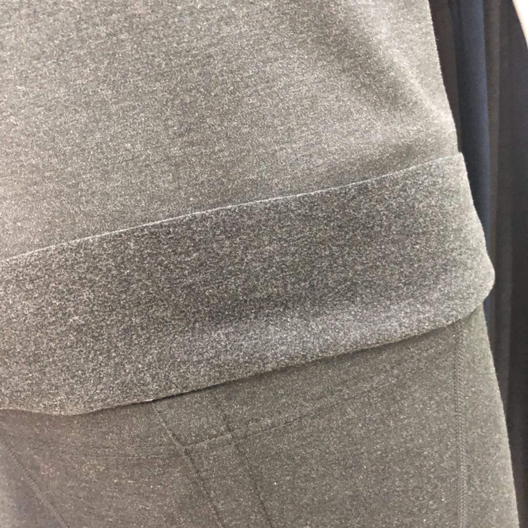 男士双面德绒发热保暖内衣修身无痕小圆领上衣舒适抗寒薄款秋衣细节图