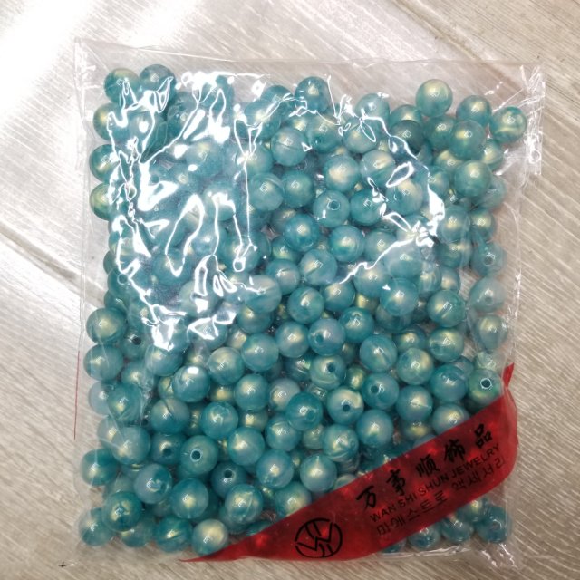 Hot-selling gradient acrylic earrings and necklaces in Southeast Asia