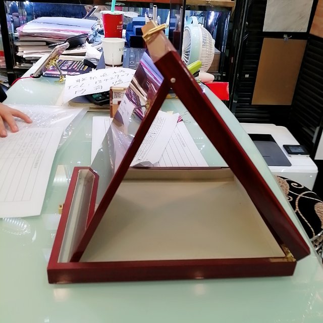 奖牌/奖牌奖杯/激光切割铝片/运动会队牌/圣诞产品图