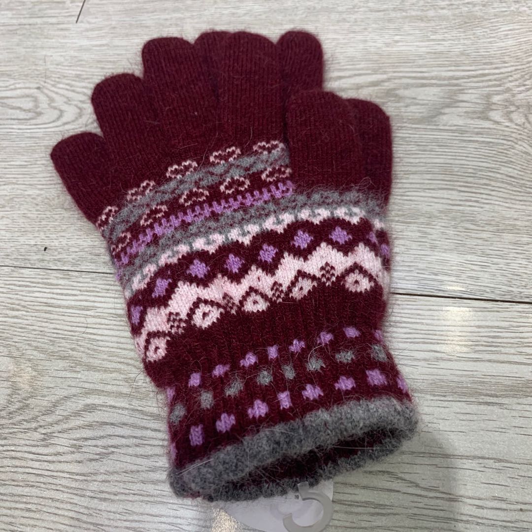 Sanhe Hengtai Winter cold-proof rabbit fur gloves, full-finger gloves, snowflake Christmas gloves, snowfall warm knitted gloves, starting from 420 yuan per box, mixed colors Specification image