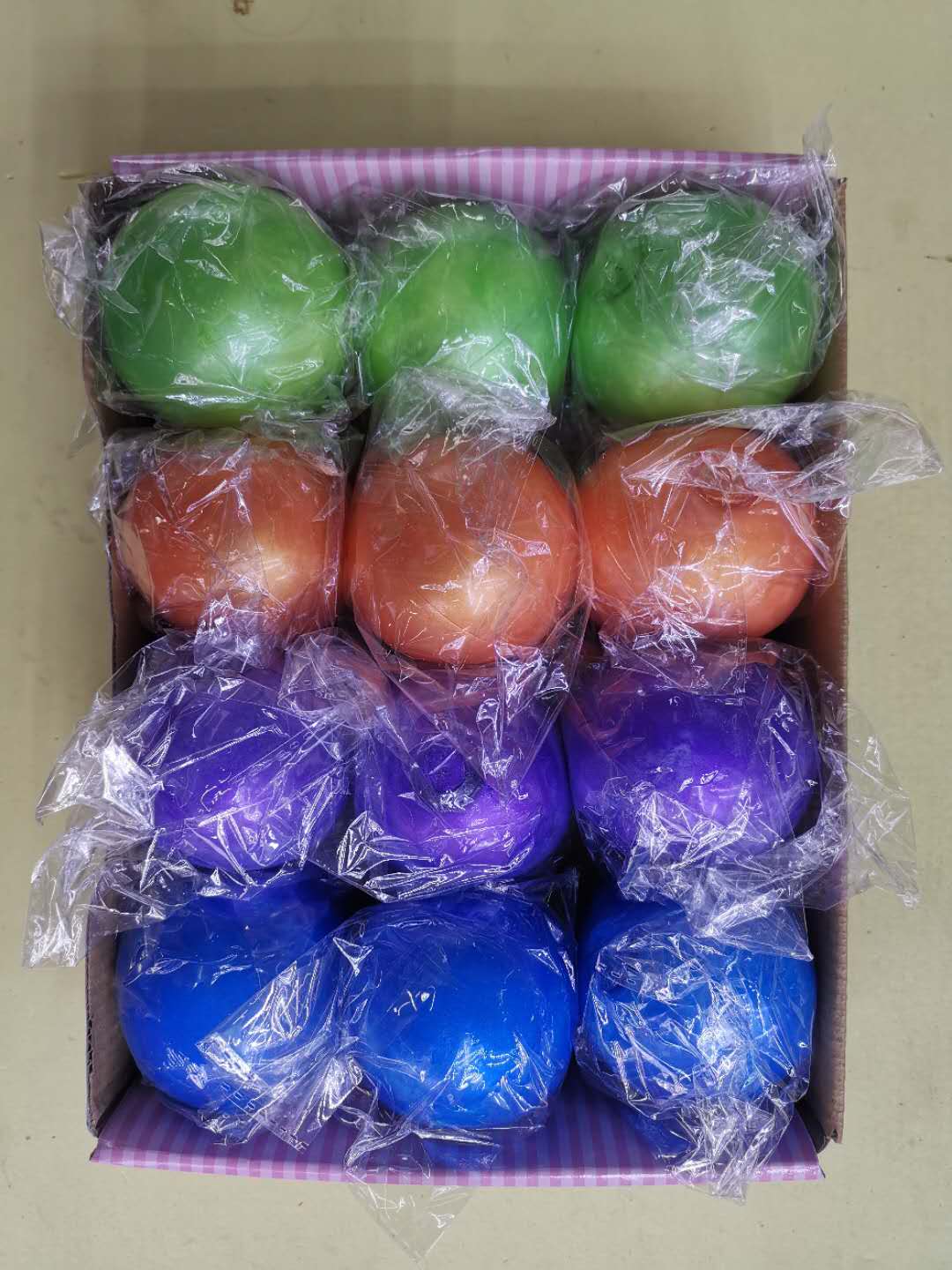 儿童玩具水球七彩跳跳球水晶弹力球儿童玩具珠光面粉球