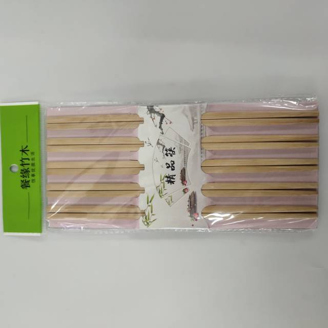 Bamboo chopsticks are natural, unpainted and wax-free. They are high-quality household bamboo chopsticks