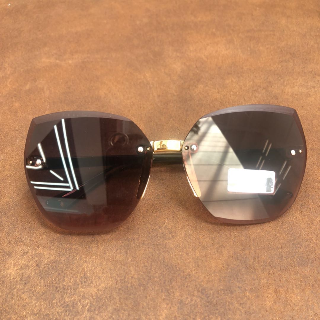 太阳镜女防紫外线时尚圆脸大脸显瘦墨镜女韩版潮新款开车偏光眼镜细节图