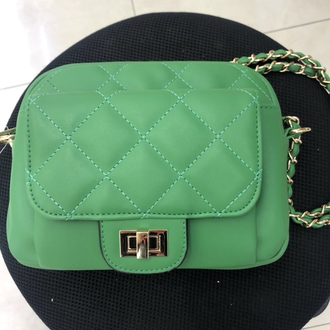 2019秋冬新款真皮手提单肩腋下包产品图