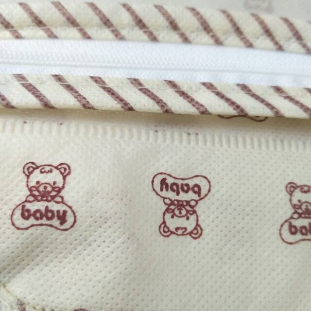 Beige Large Bear Cartoon Pattern Non-Woven Suit Dust Bag Non-Woven Bag Manufacturers Direct Sales Big Discount Specification drawing