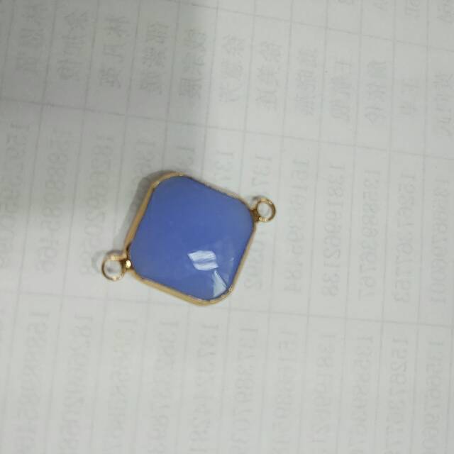 Accessories: Bracelets, necklaces, earrings, clothing accessories, DIY handcrafted pendants, bracelets, necklaces