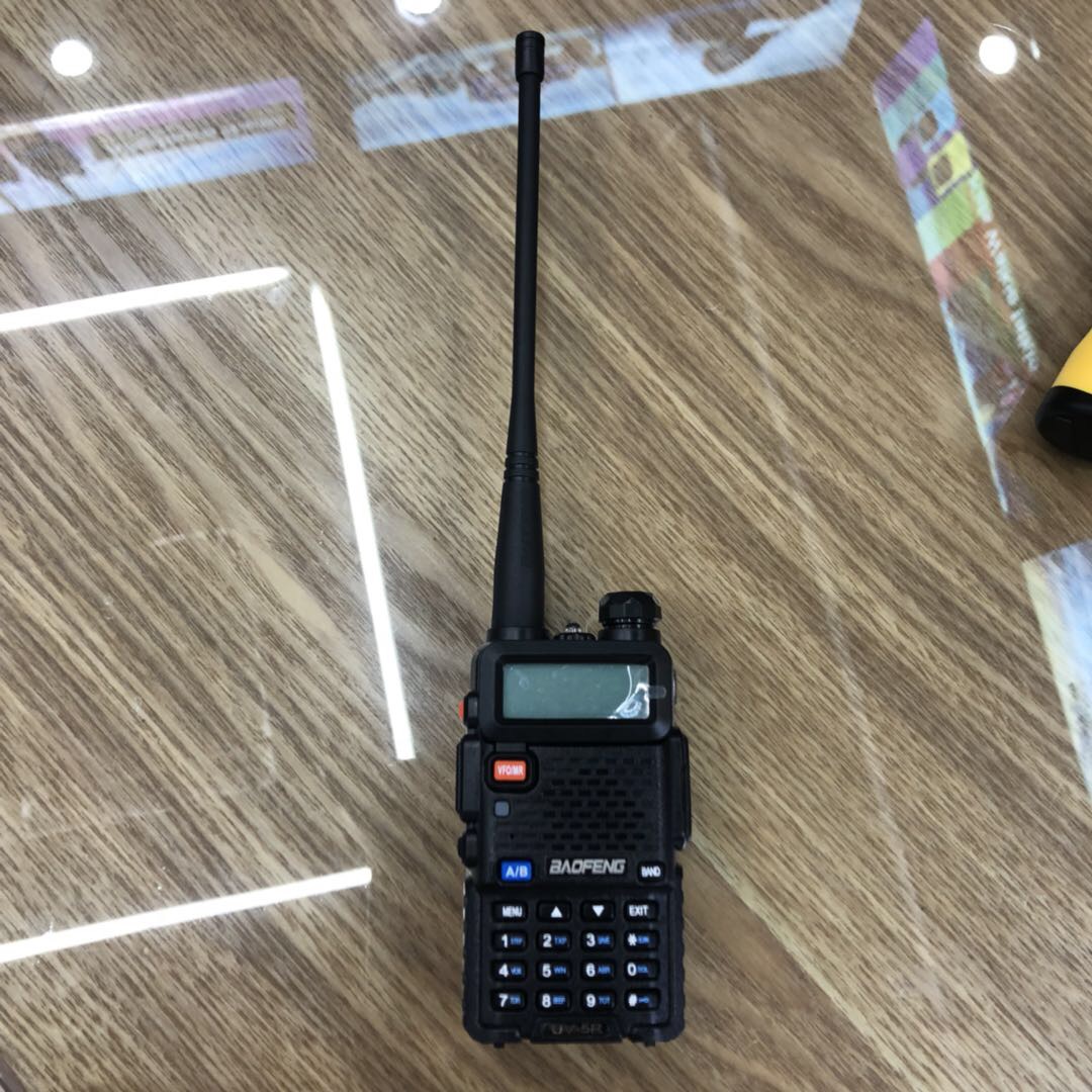 宝峰5RE对讲机双段双频双守民用手台对讲机