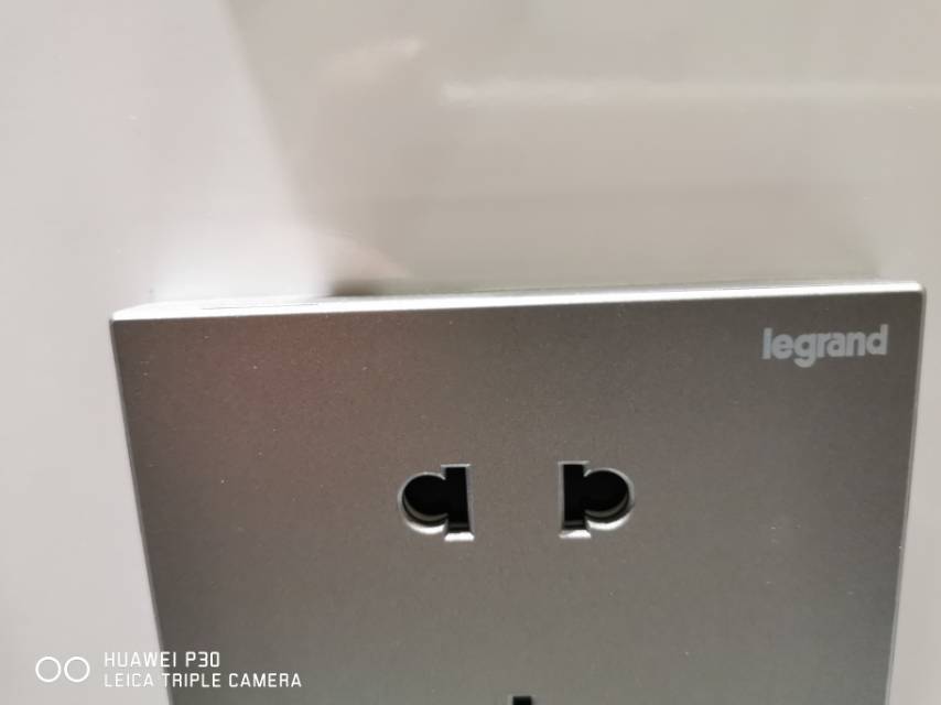 Legrand brand household exposed and concealed Modern Yijing Grey series five-hole socket Type 86 details Picture