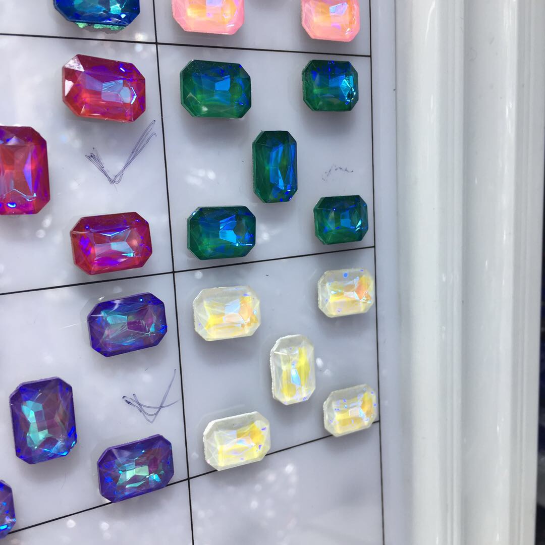 透明炫彩彩色钻石仿真玻璃水晶配饰颜色齐全细节图