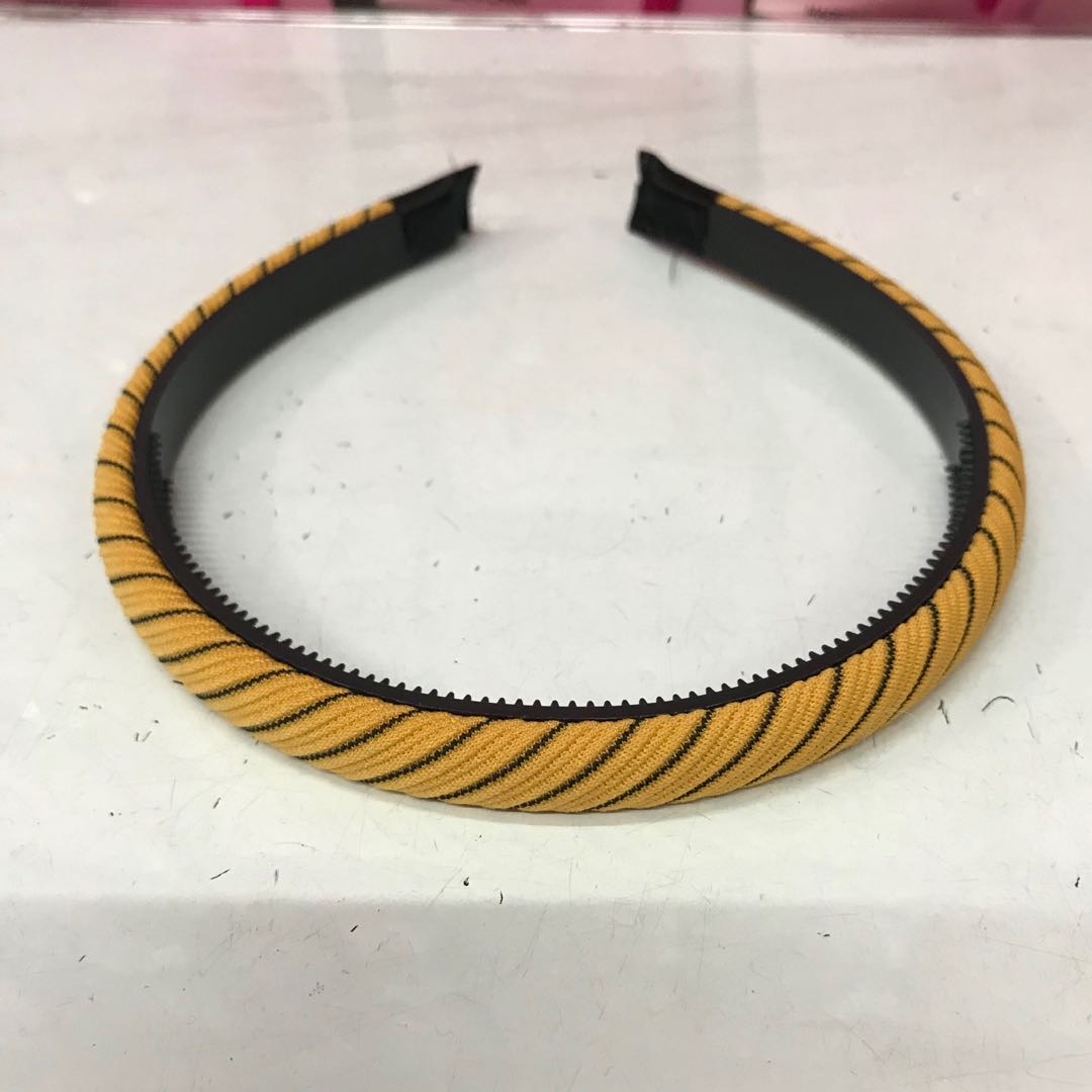 Simple solid-color hair bands, sweet fabric headbands, Korean-style versatile hair accessories for going out, cute hair clips