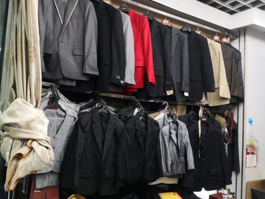 Jia Hejuan's clothing describe pic - 3