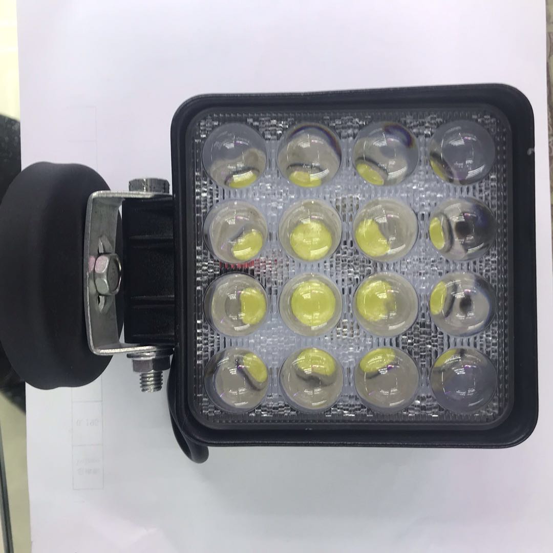 挖机叉车大臂灯钩机吊车推土机装载机24V工作驾驶照明三色变光灯