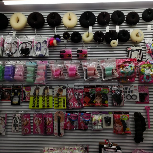 Fragrant ornaments wafted over describe pic - 2