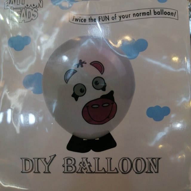Latex balloon balloon