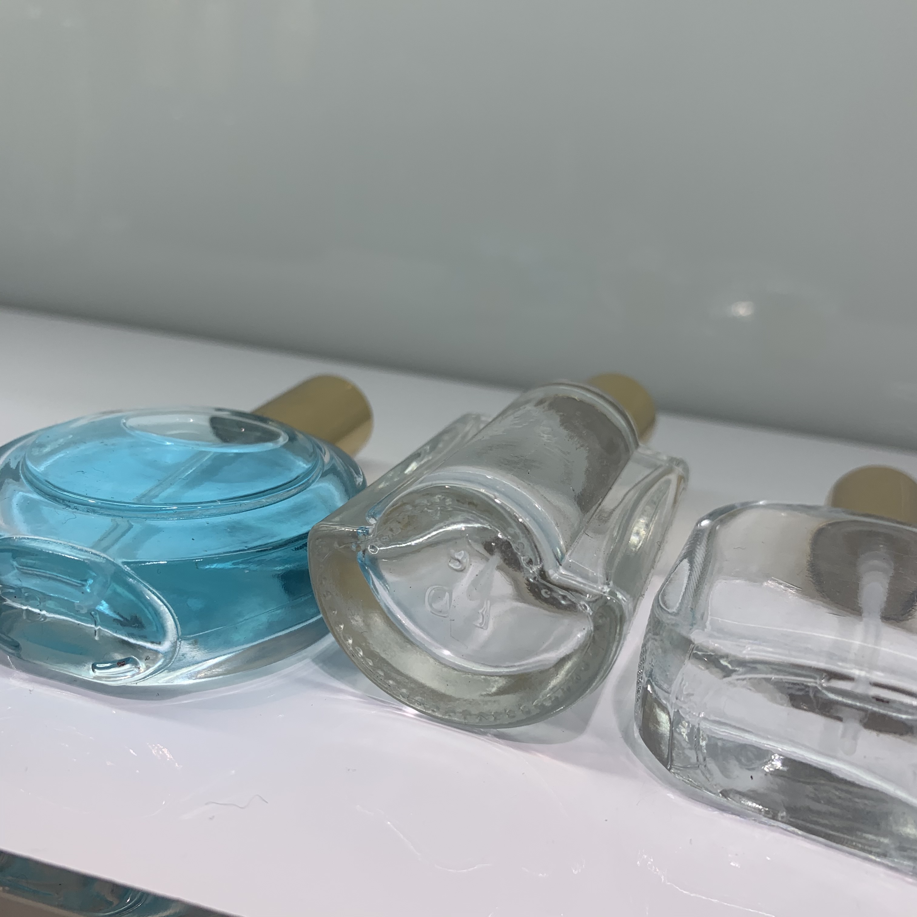 耐高温不易破碎多规格可定制香水分装瓶喷雾玻璃空瓶方瓶子细节图