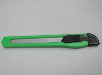 美工刀学生美工刀塑料美工刀金属美工刀