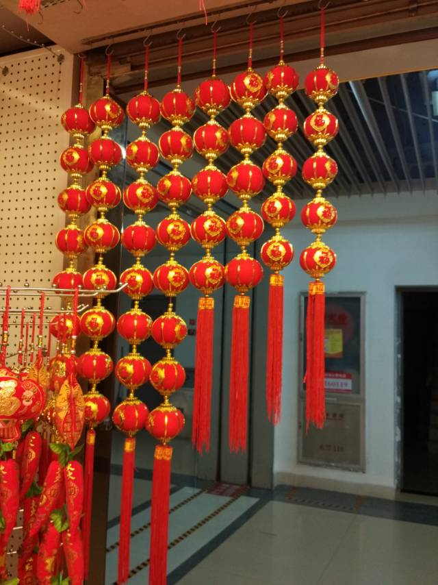 植绒小灯笼挂件春节装饰镂空工艺品喜庆节庆用品细节图