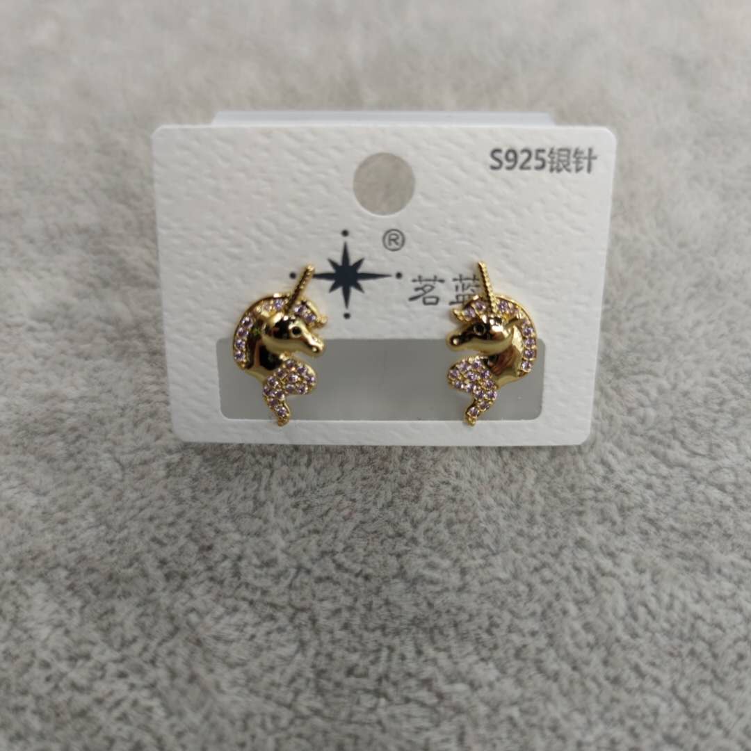 高级感耳环女气质可爱独角兽耳钉潮网红韩式耳饰产品图