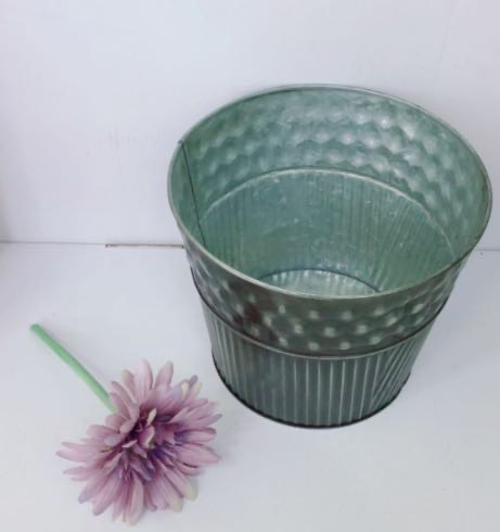 Manufacturers direct iron high-end round retro crafts gifts thumbnail