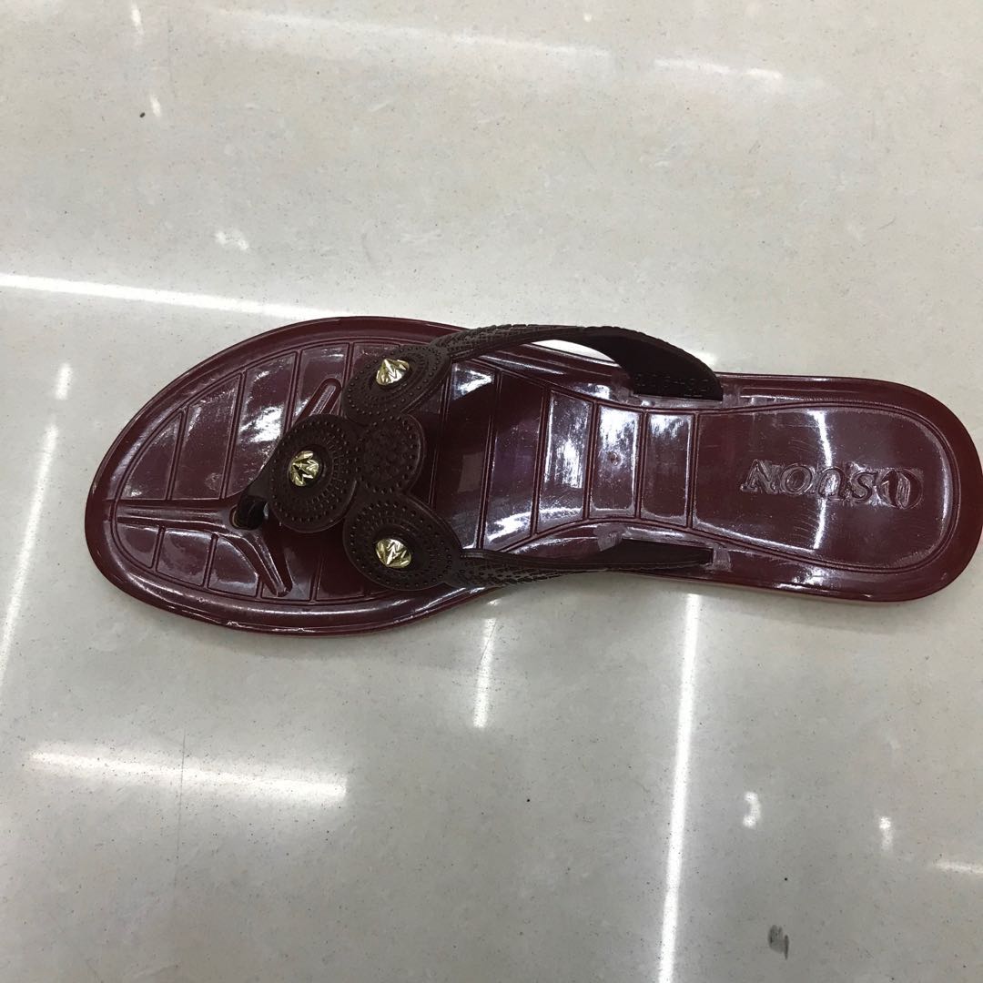 人字拖女夏防滑时尚简约网红拖鞋软平夹脚底沙滩海边外穿