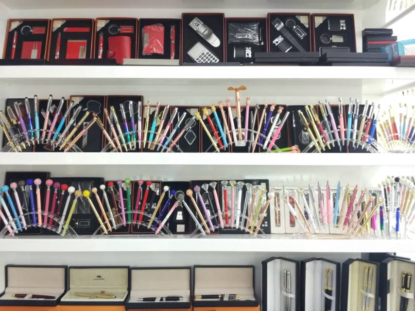 Yiwu Huiqisi Pen Trading House describe pic - 3