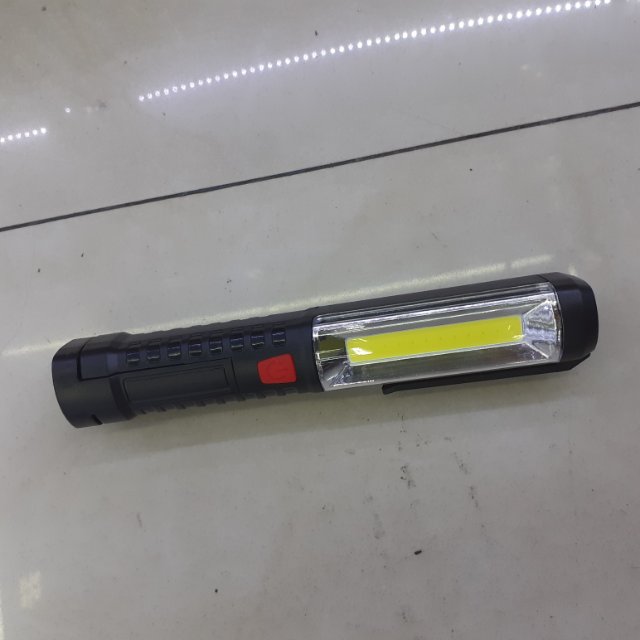 迷你LED手电筒  强光手电筒图