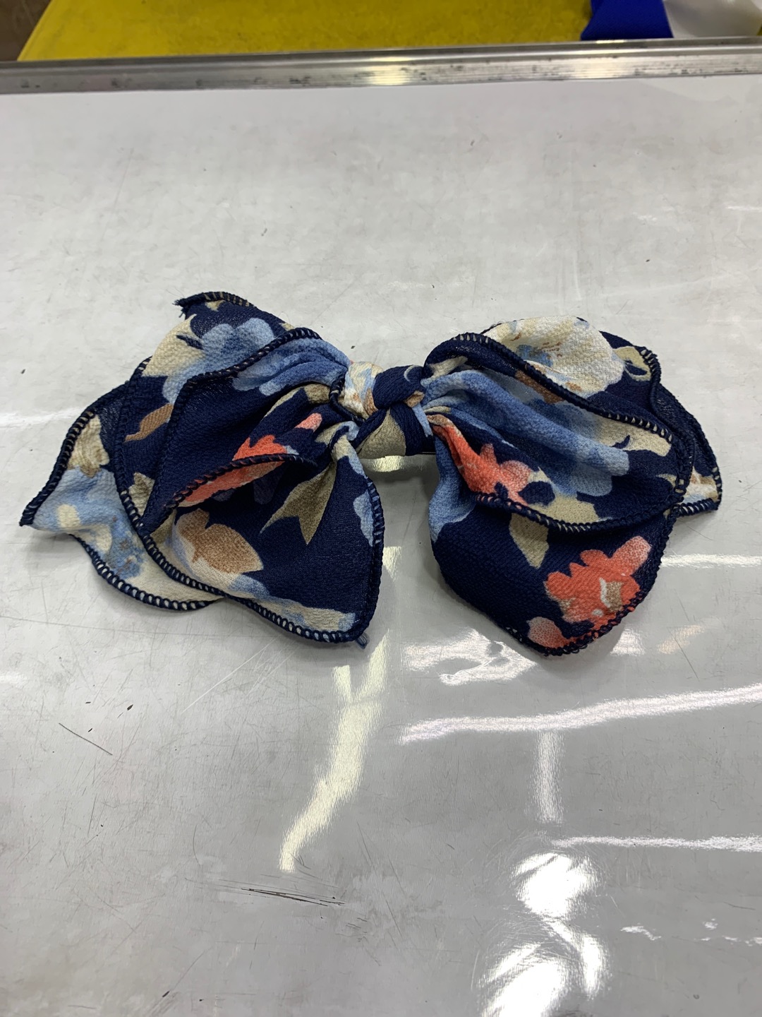 New silk fabric hair clips for girls' fashionable headwear details Picture