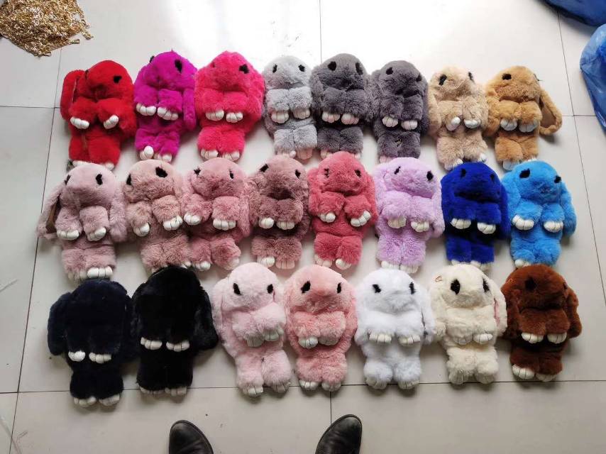 厂家直销各种款式包毛挂饰产品图