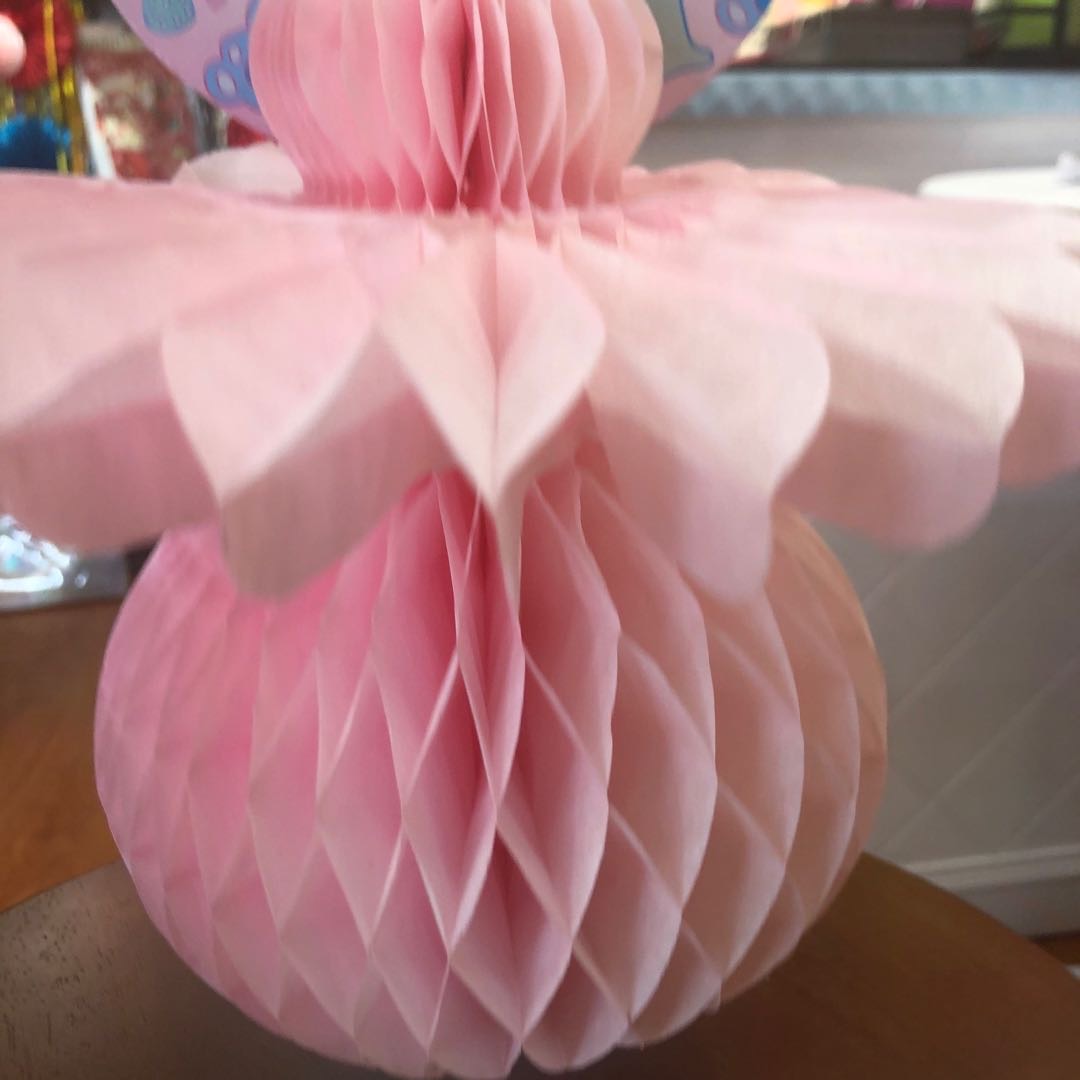 Festive glass window atmosphere, store anniversary event venue, Christmas decoration pacifiers details Picture