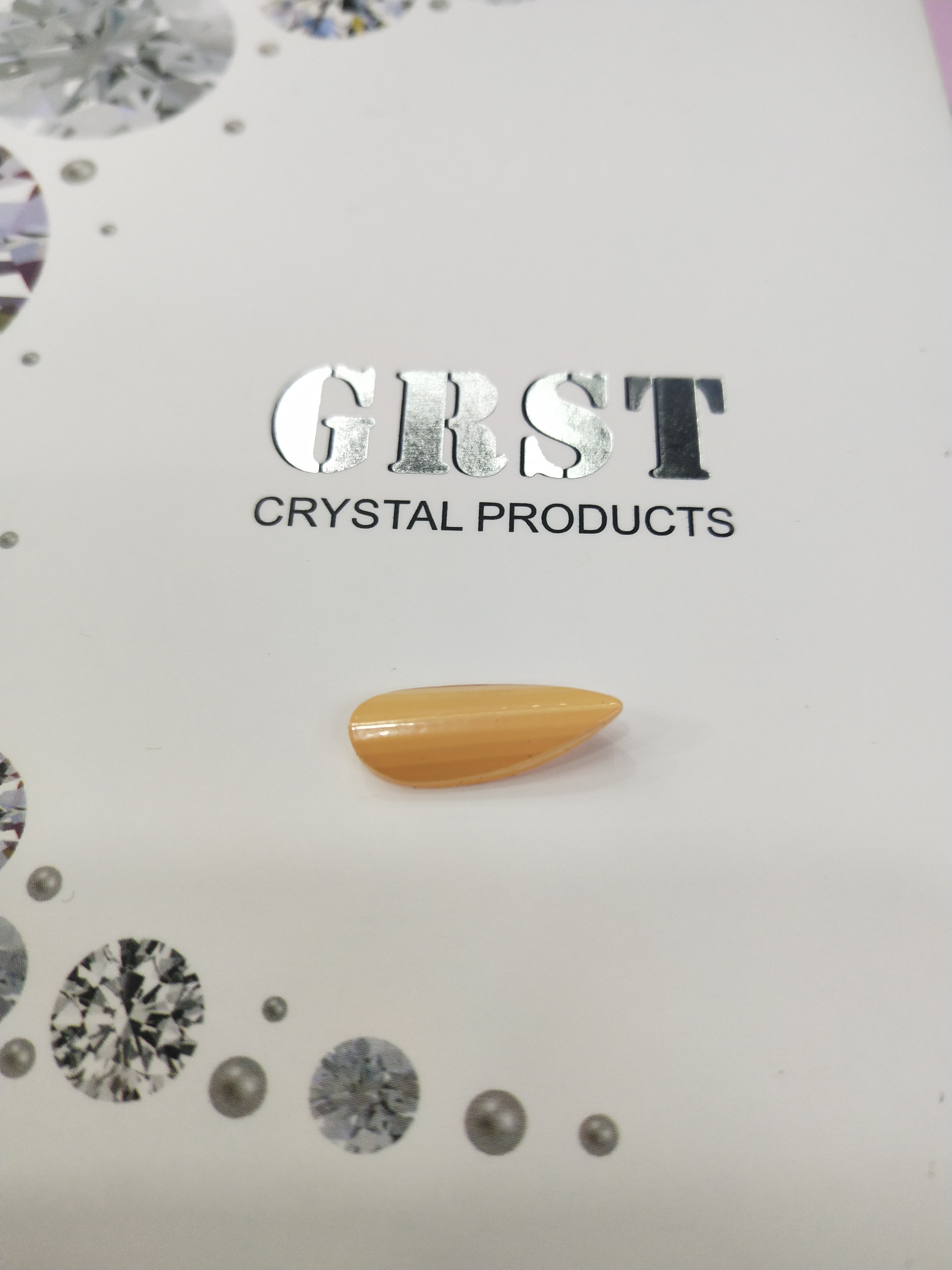 Grister DIY high-end handcrafted beaded clothing accessories, crystal sunflower seeds, hand-sewn diamond sweaters, necklaces, car pendants Specification image