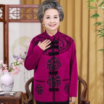 Hot-selling wholesale Chinese-style wool sweaters for mothers and the elderly