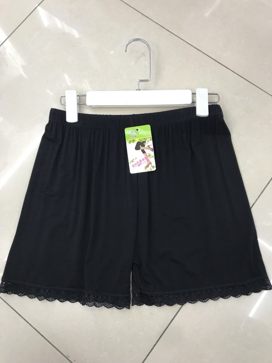夏季爆款蕾丝边无痕安全裤莫代尔加肥加大特大三分裤打底裤