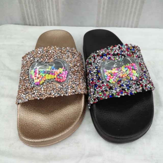 Slippers Women Wear New Summer Bow Decorated Colorful Sequins Fashion Flip-Flops details Picture