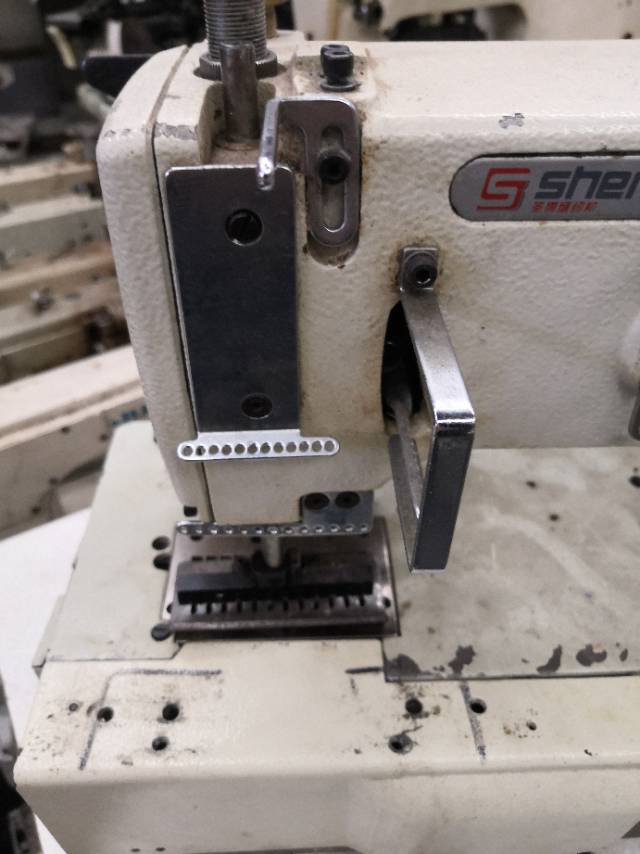 Second-hand sewing machine heads of SHENGBO brand details Picture