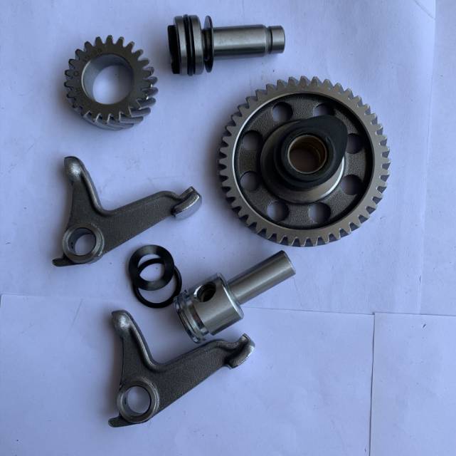 Shift Lever 493G Clutch Gear Shaft 340G Starting Lever 407G Brake Pedal 258G Camshaft With Rocker Arm 597G