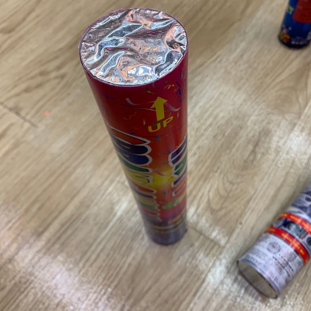 Festival supplies, wedding props, firecrackers, fireworks, romantic and joyous occasions