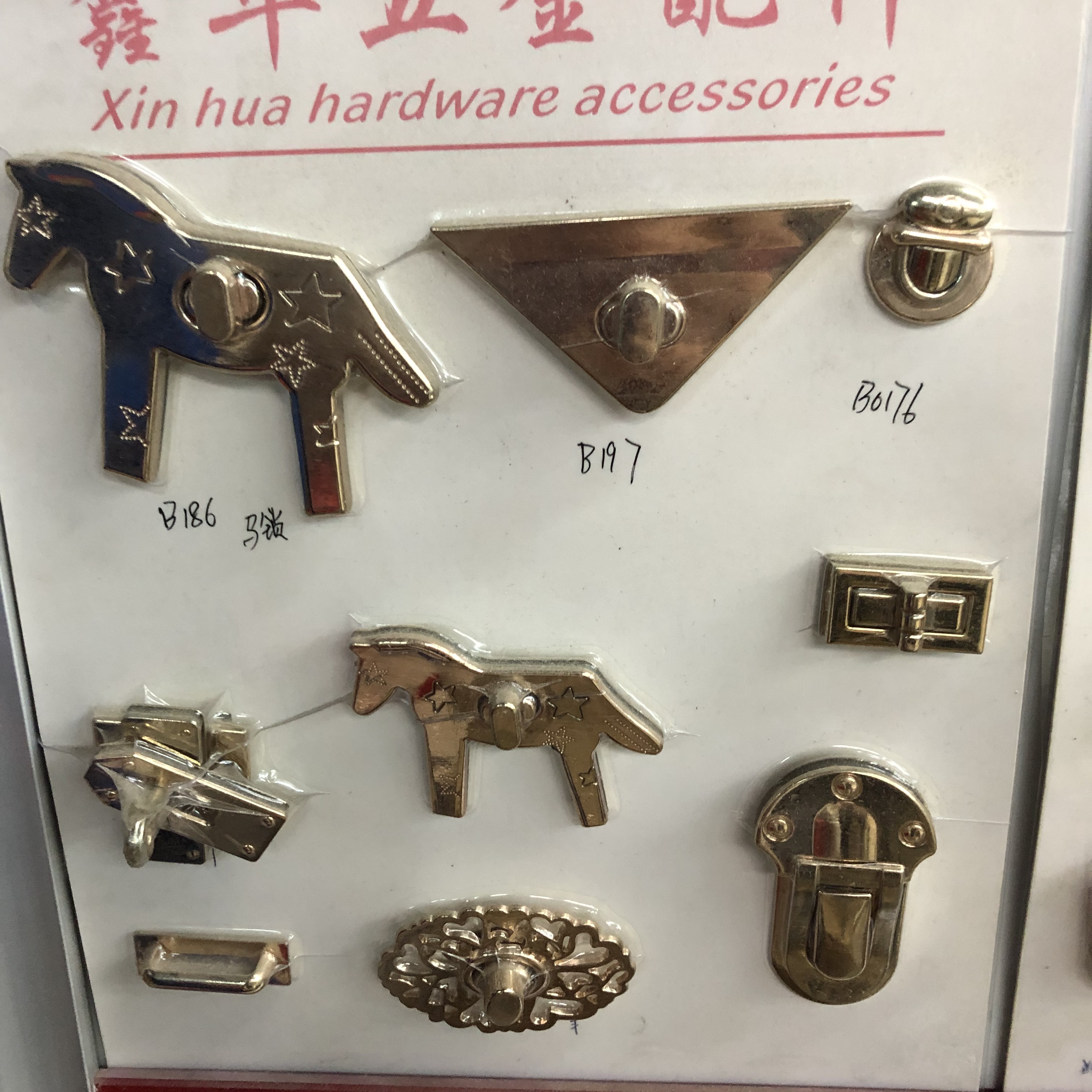厂家直销 皮具包 配件五金包扣钥匙扣勾扣包带配件挂钩扣