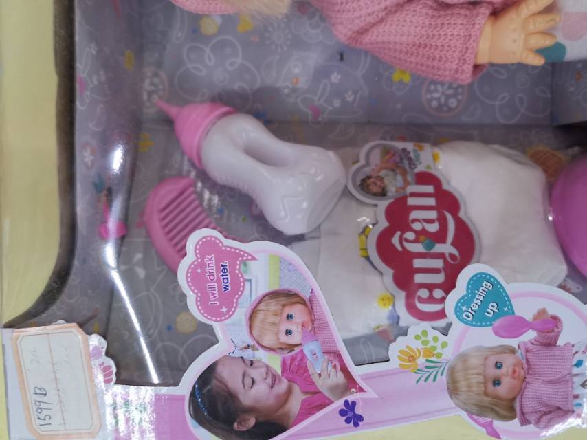 "Play House Series Barbie Doll vinyl material gift box set. details Picture