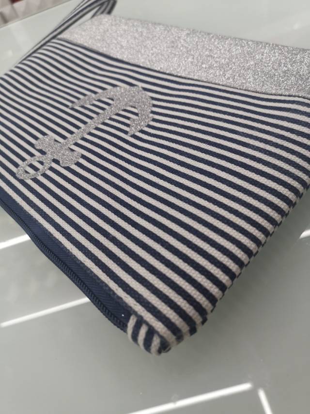 新款小清新手提包超大容量零钱包细节图