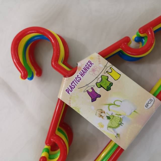 厂家直销塑料衣架儿童衣架卡通衣架可爱衣架塑料衣撑彩色衣架6个装产品图