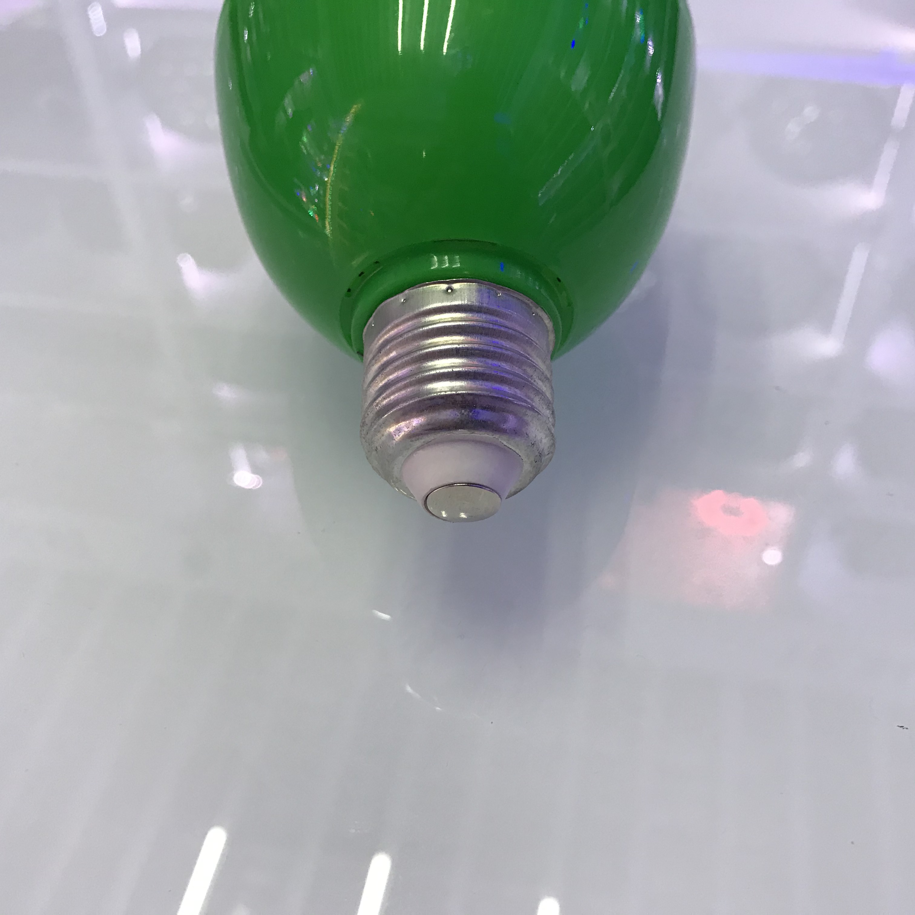七彩魔球灯泡家庭KTV魔球旋转闪光灯舞台七彩灯LED水晶装饰灯螺口产品图
