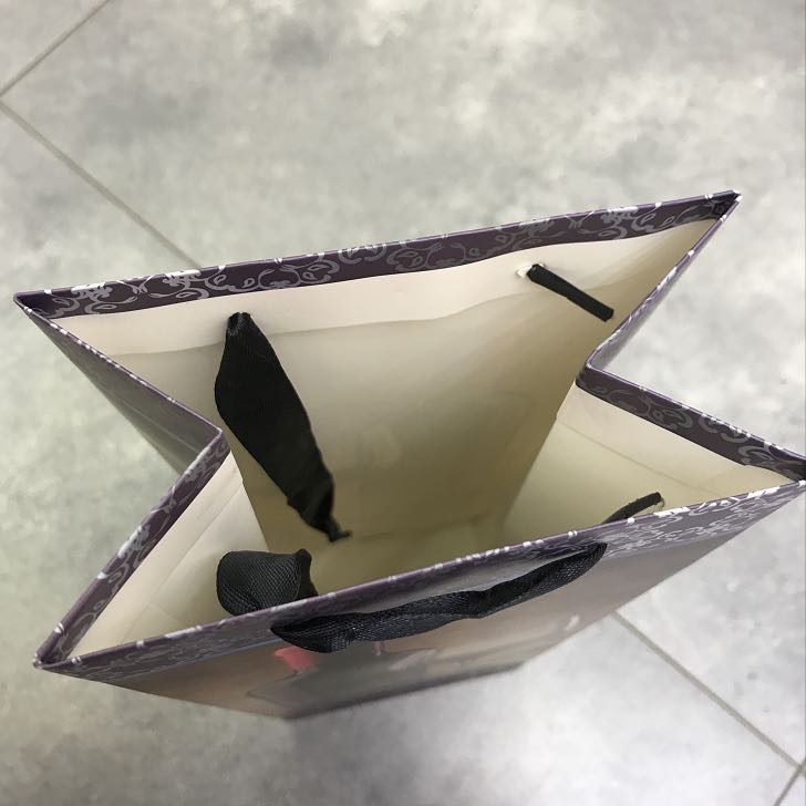 White cardboard red wine and wine bags 36*12.5*8.5cm gift bags details Picture