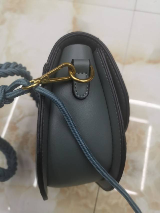 Yiwu Good Fashion Women's Bag Retro Small Square Bag Europe And The United States Fashion Women's Crossbody Bag Specification drawing