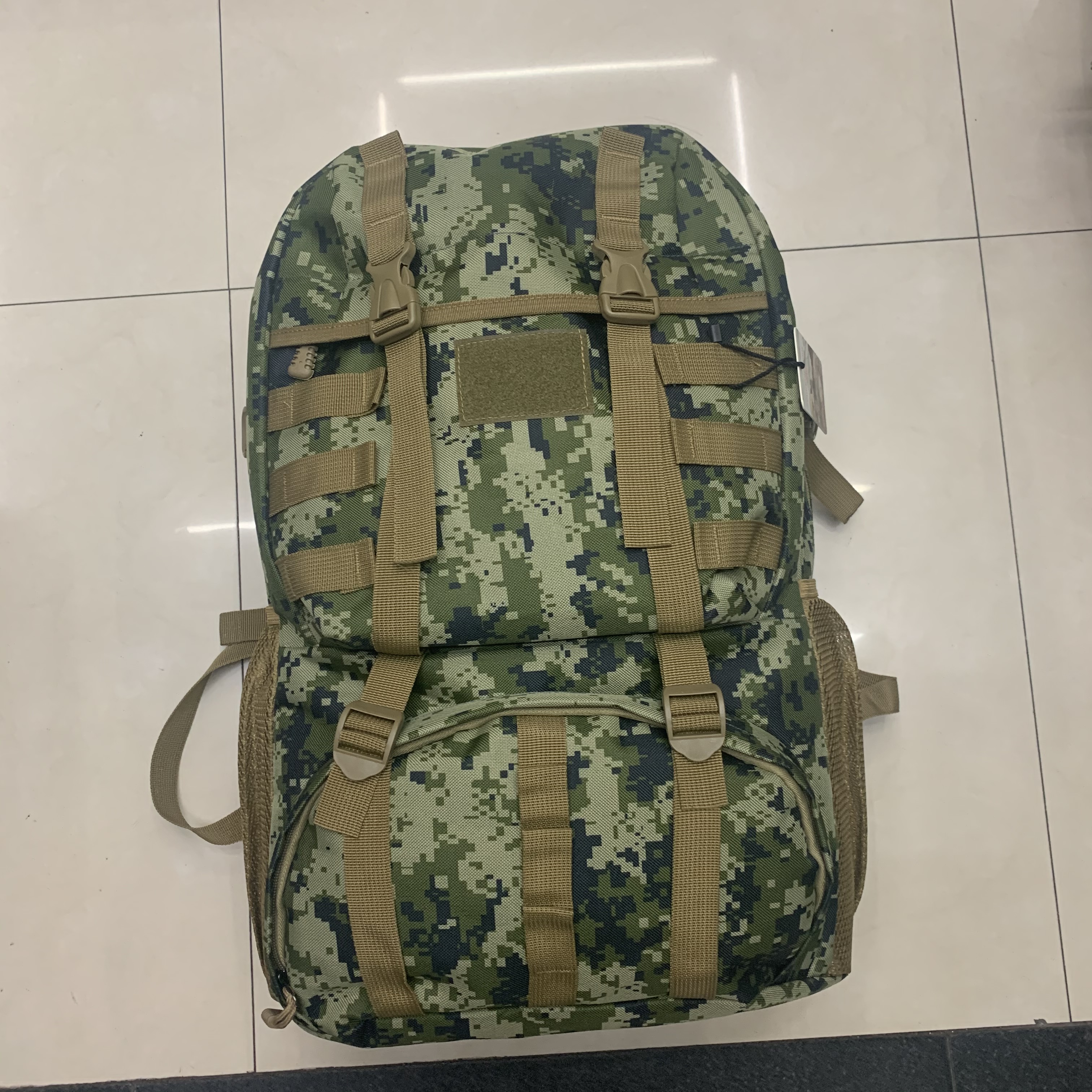 登山包双肩包男旅行包户外战术包多功能防水迷彩骑行电脑背包